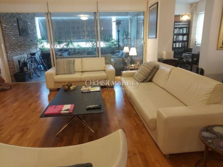 Lovely three bedroom apartment in a great location on the Acropolis - 7