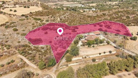 Residential field in Choirokoitia Larnaca - 4