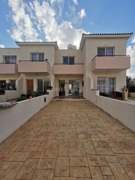 2 bedroom townhouse in universal - 8