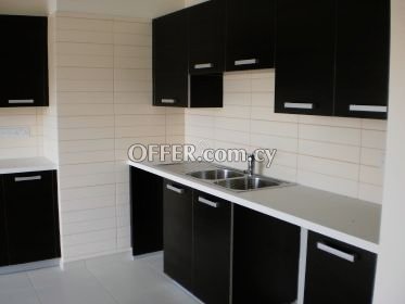 KEY READY 2 BEDROOM FLAT IN LIMASSOL IN A PRIVATE COMPLEX - 5