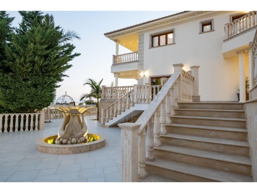 Stunning six bedroom villa in Kalogirous Mouttagiaka area of Limassol - 9