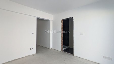 Incomplete Whole Floor Penthouse Apartment in Panagia Nicosia - 2