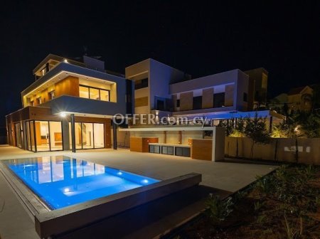 5 Bed Detached Villa for sale in Agios Tychon, Limassol
