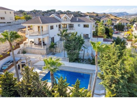 Stunning six bedroom villa in Kalogirous Mouttagiaka area of Limassol