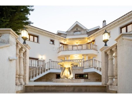 Stunning six bedroom villa in Kalogirous Mouttagiaka area of Limassol - 10