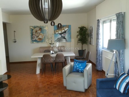 Large 3 bedroom beachfront apartment directly on the 1st line - 9