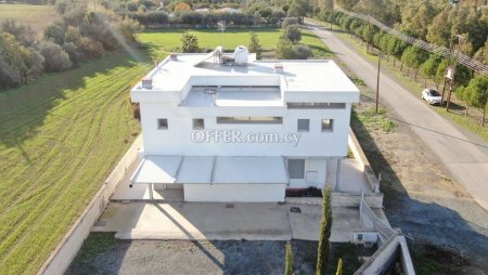 Detached two storey house in Panagia Evangelistria Dali Nicosia - 7