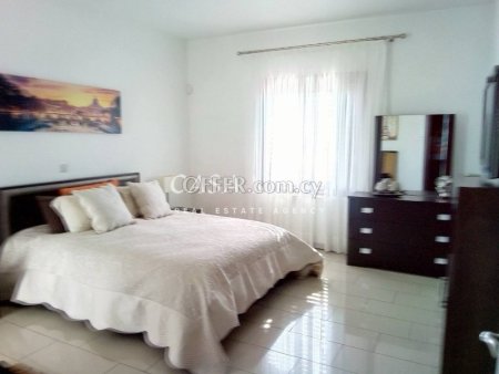 Luxury 4 Bedroom Detached House in Geri - 4