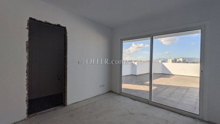Incomplete Whole Floor Penthouse Apartment in Panagia Nicosia - 4