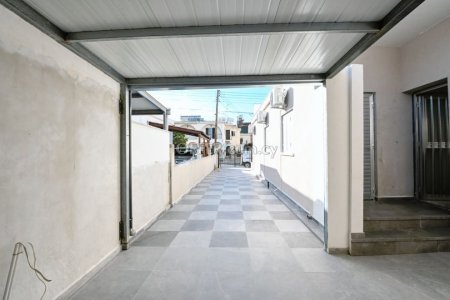 3 Bed House for Rent in Faneromeni, Larnaca - 2