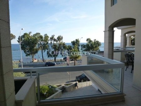 2 Bedroom Beach Front Apartment For Rent Limassol - 11