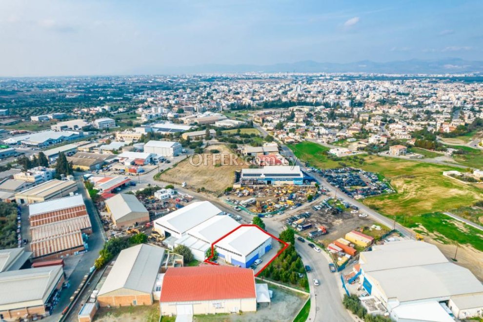Industrial warehouse in Latsia Nicosia - 7