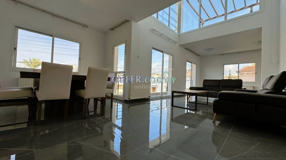 3 Bedroom Upper House For Rent Limassol - 7