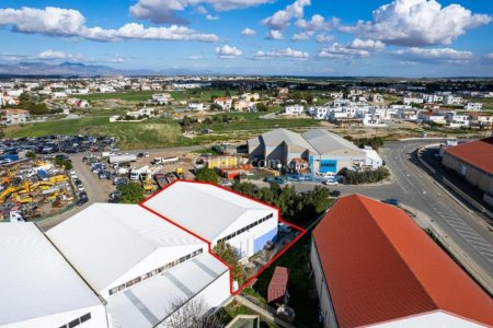 Industrial warehouse in Latsia Nicosia - 2