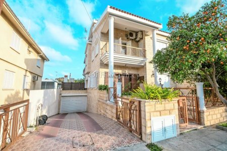4 Bed House for Sale in Metropolis Mall, Larnaca
