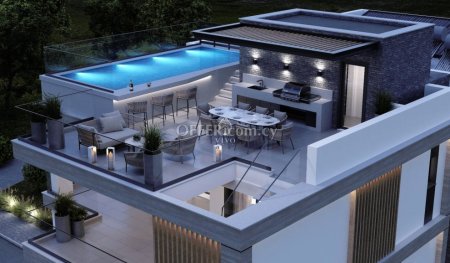 THREE BEDROOM PENTHOUSE WITH ROOF GARDEN AND PRIVATE POOL