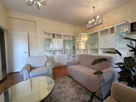 THREE BEDROOM APARTMENT IN THE HEART OF LIMASSOL - 11