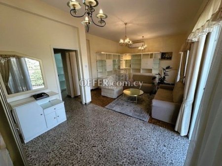 THREE BEDROOM APARTMENT IN THE HEART OF LIMASSOL - 8