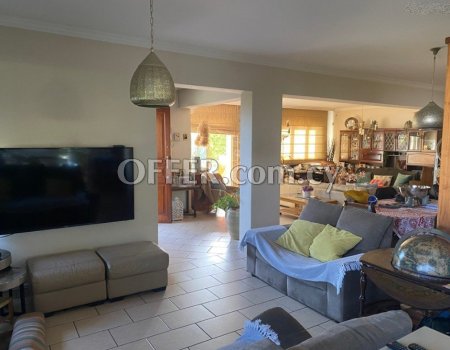 For Sale, Four-Bedroom Semi-Detached House in Latsia - 6