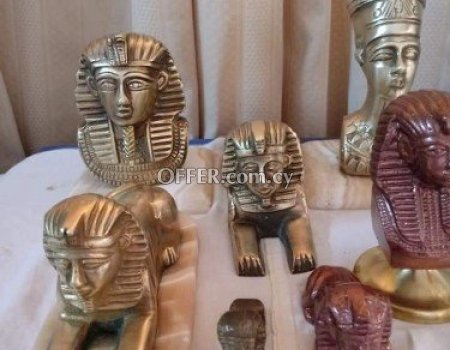8 παλαιά αιγυπτιακά αγάλματα. - 2