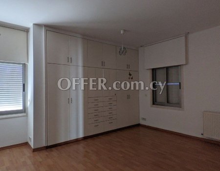 Spacious whole floor apartment in Acropoli area Nicosia - 3