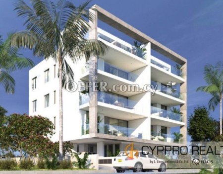 3 Bedroom Penthouse with Roof Garden in Ypsonas