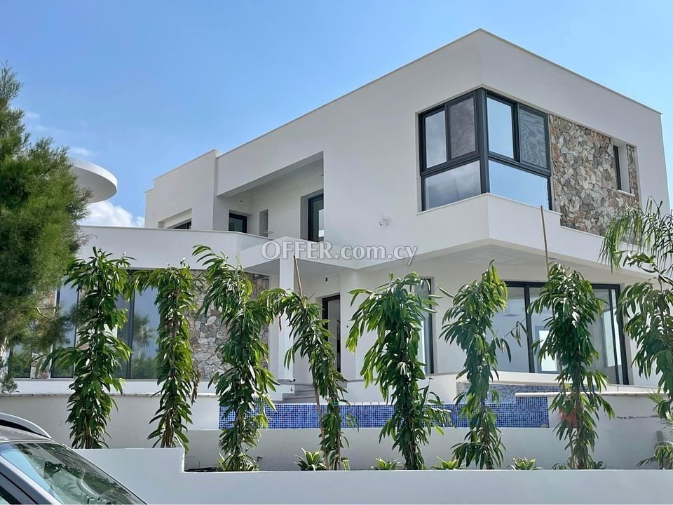 4 Bed Detached Villa for sale in Kalogyros, Limassol - 1