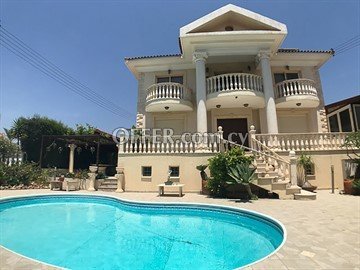 5 Bedroom Villa  In Germasogeia Near Coya cafe, Limassol