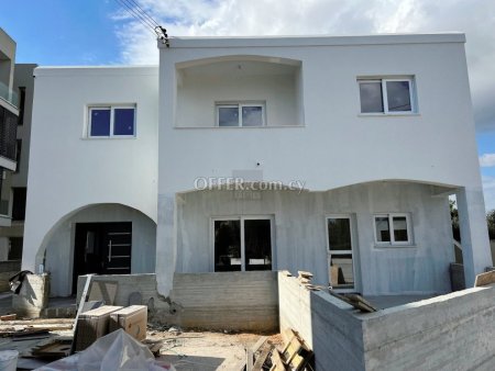 Modern 3-Bedroom House for Sale in Paralimni - 2