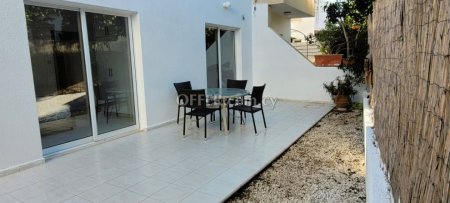 Fully renovated spacious 2 bedrooms Ground floor Apartment - 7