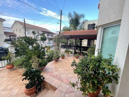 Four bedroom House for sale in Archangelos behind Apoel Training center - 8