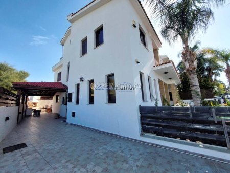 Five Bedroom House in Larnaca - 8