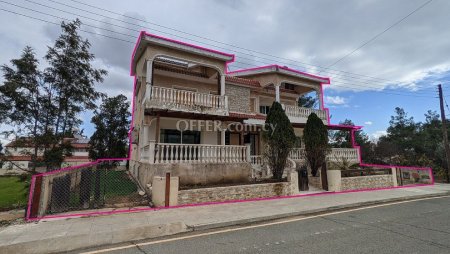 Τhree storey six bedroom house with basement in Pano Deftera Nicosia - 6