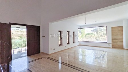 Three Bedroom Villa Nea Ekali Limassol - 5
