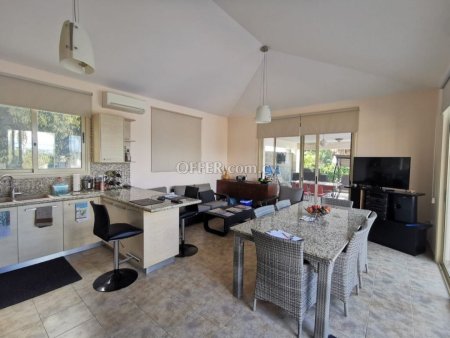 Beautiful Spacious Villa in Sea Caves - 5