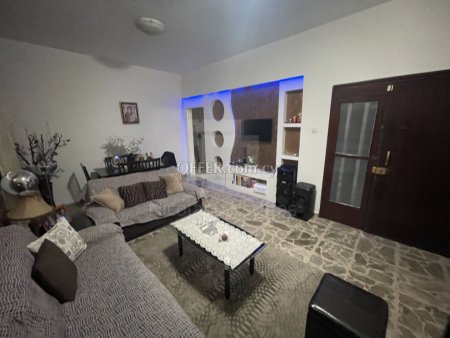 Two bedroom Ground floor apartment for sale in Palouriotissa near BMH - 4