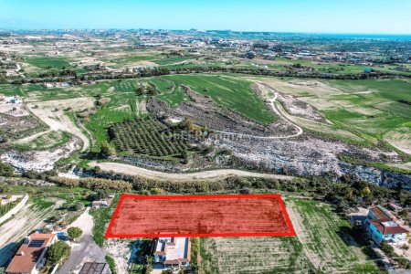 Field for Sale in Aradippou, Larnaca - 11