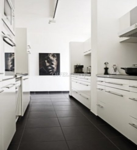 New For Sale €290,000 Apartment 2 bedrooms, Latsia (Lakkia) Nicosia - 5