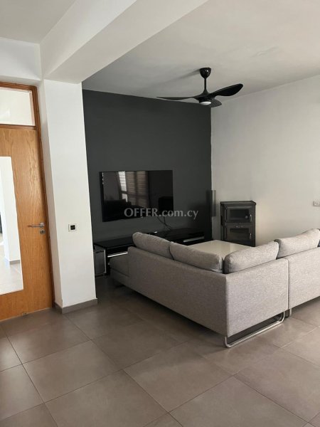 New For Sale €550,000 House 4 bedrooms, Detached Larnaka (Center), Larnaca Larnaca - 4