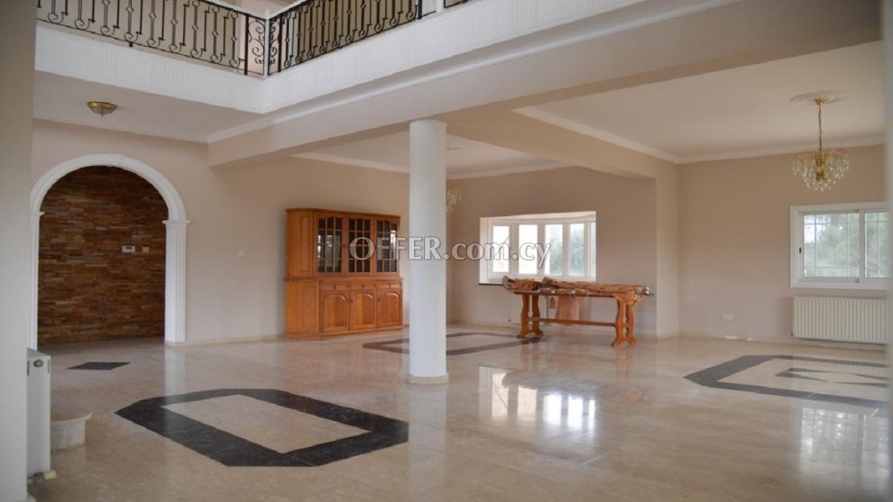 New For Sale €650,000 Villa 5 bedrooms, Detached Kiti Larnaca - 10