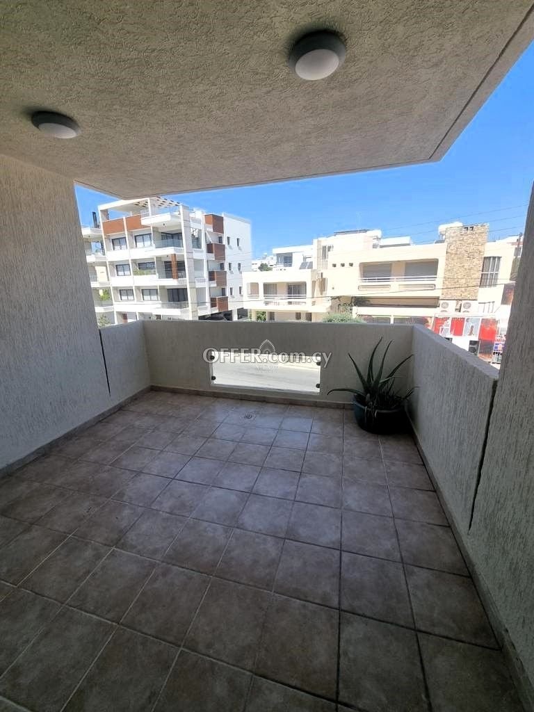 KEY READY TWO BEDROOM APARTMENT IN NAAFI LIMASSOL - 9