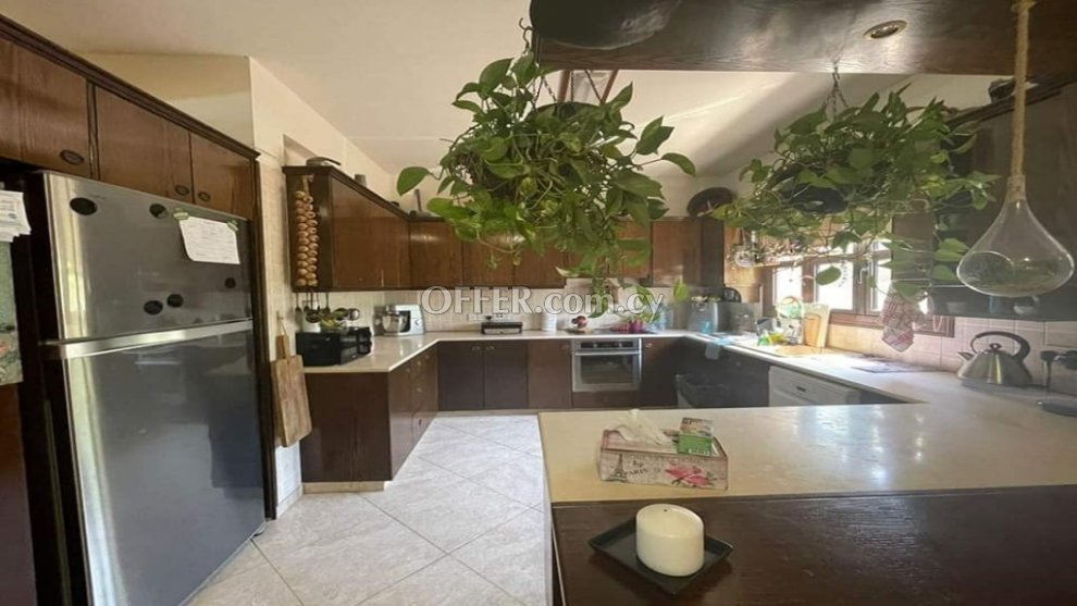 New For Sale €380,000 House 4 bedrooms, Detached Aradippou Larnaca - 7