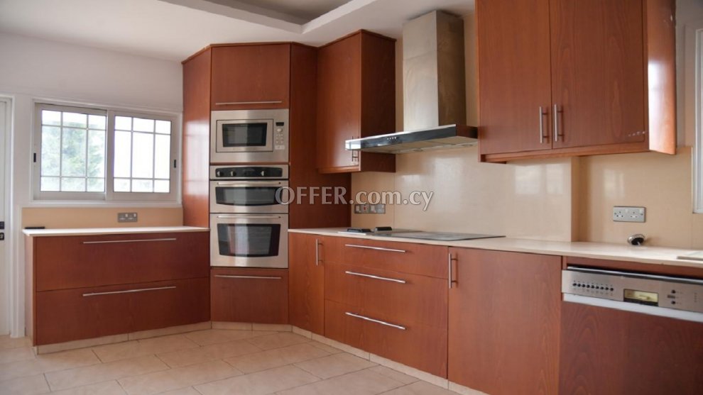 New For Sale €650,000 Villa 5 bedrooms, Detached Kiti Larnaca - 6