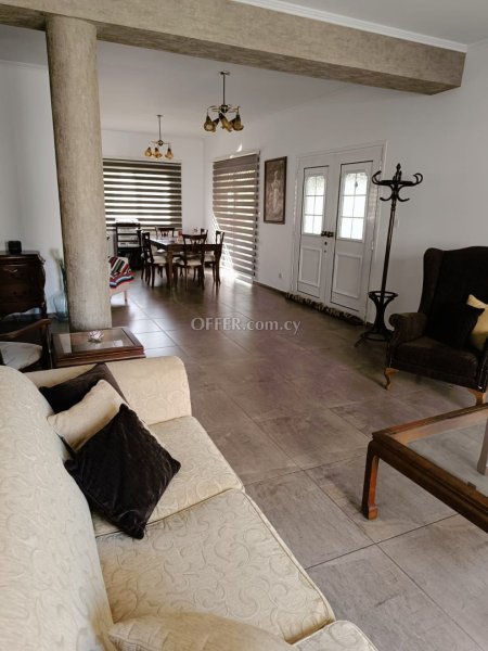 3 Bed Detached House for rent in Kato Polemidia, Limassol - 2