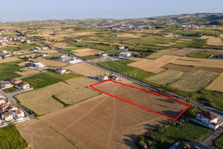 Shared residential field in Athienou Larnaca - 4