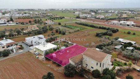 Distributed 50 share of a residential field in Kokkinotrimithia Nicosia - 3