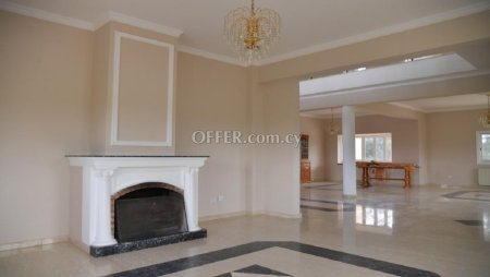 New For Sale €650,000 Villa 5 bedrooms, Detached Kiti Larnaca - 9