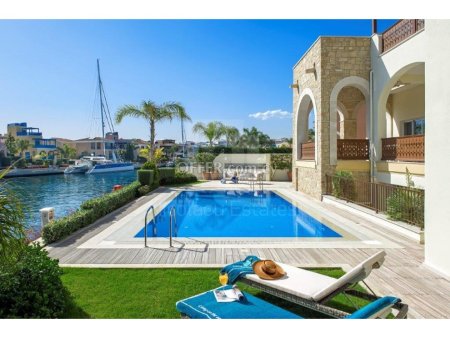 Luxury three bedroom villa on the sea in Limassol Marina of Limassol - 5