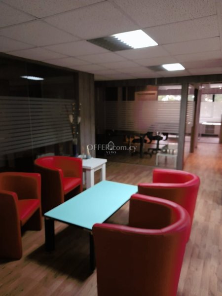 OFFICE OF 266 SQM FULLY FURNISHED IN NEAPOLI - 7