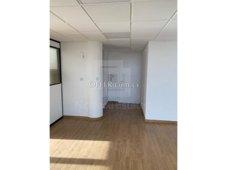 Spacious office for rent in city centre - 4